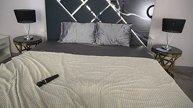 IceDanielles webcam