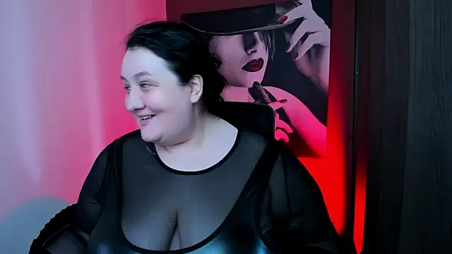 QueenOfHaze webcam