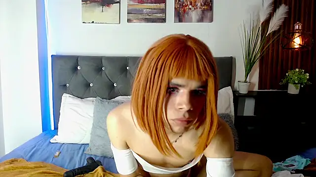 emma_cut3_ webcam