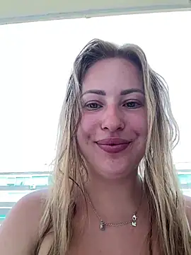 alisawhite (F young) - Hot gift for last tipper🔥