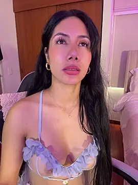 arianareynoldss - ArianaReynoldss's free webcam - UK Sex Cams