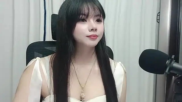 Xiaoxue689 webcam