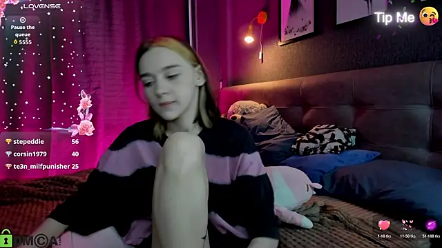 Lesi_Moonie01 webcam