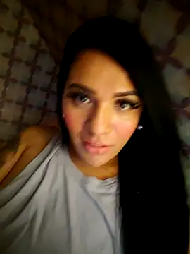 Yourbabyshane webcam