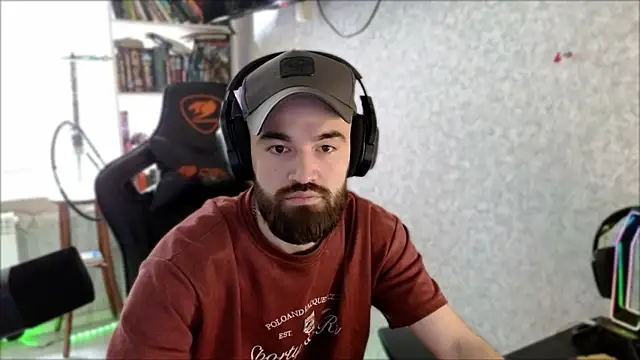 _Serious_Man webcam
