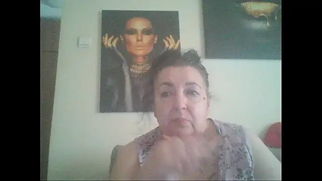 maturekorine webcam