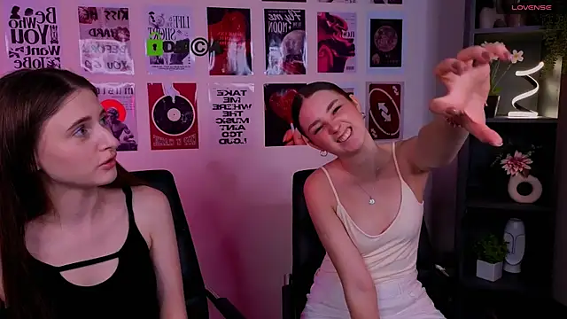 nekky_mouse webcam