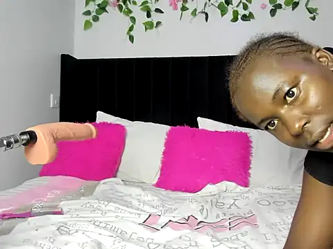 Blackmelanine25 webcam