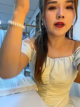 Xiaoxiao-y webcam
