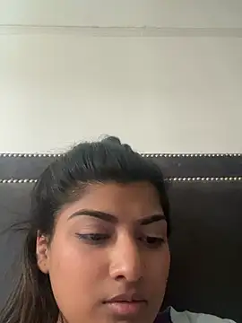naughtywhisper784 webcam