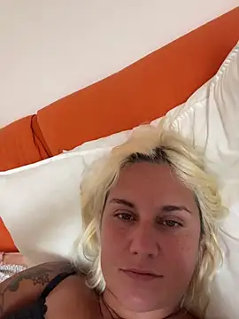 Sofia_beee webcam