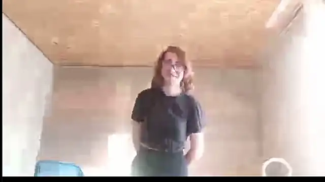 OliviaMoment webcam