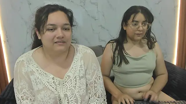 genesis_y_moon webcam