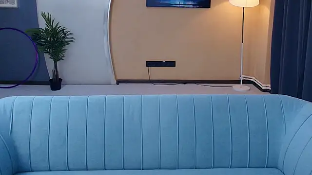 TanikaToman webcam