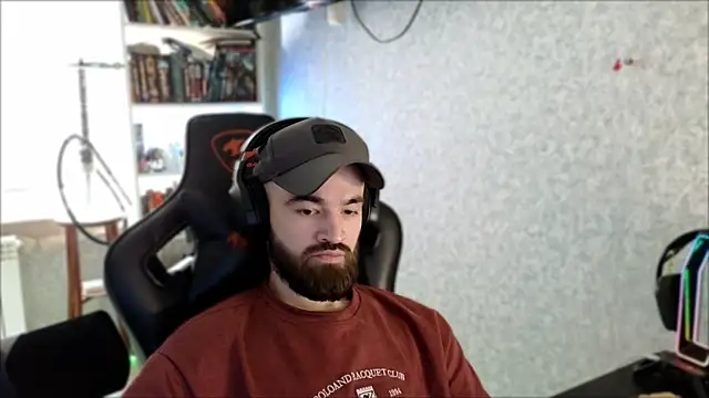 _Serious_Man webcam