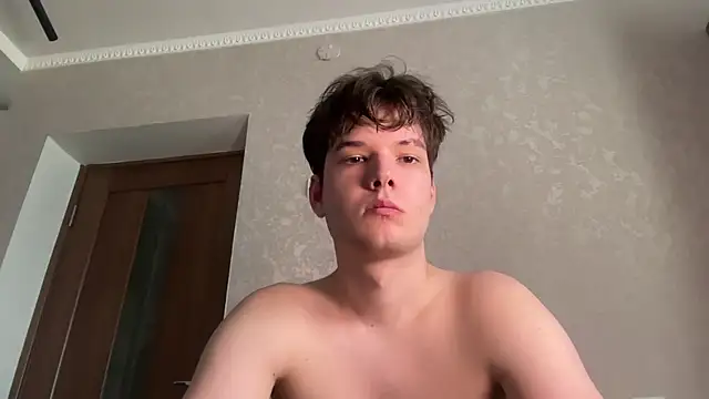 tomasdickpick (M twink) - take off a T-shirt