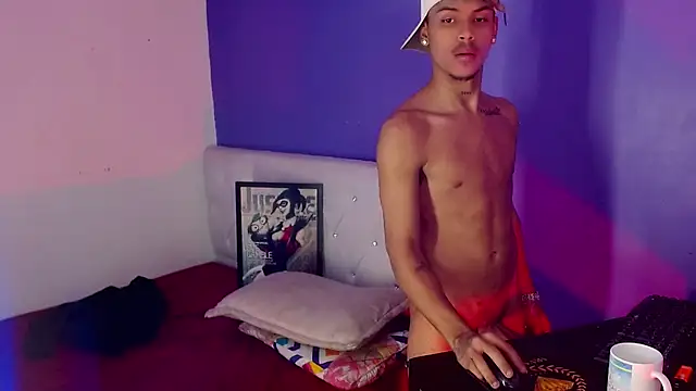 Angel_foxc13 webcam
