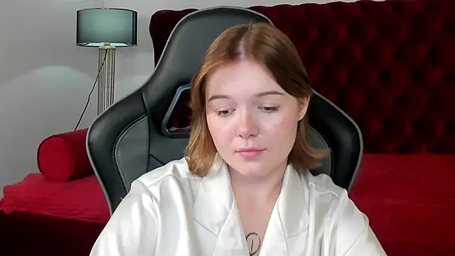 ElinaVale webcam
