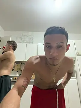 friends_lust_latin webcam