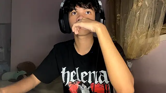 liam_alttwink webcam
