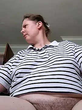 xxSexyBushLinnxx webcam