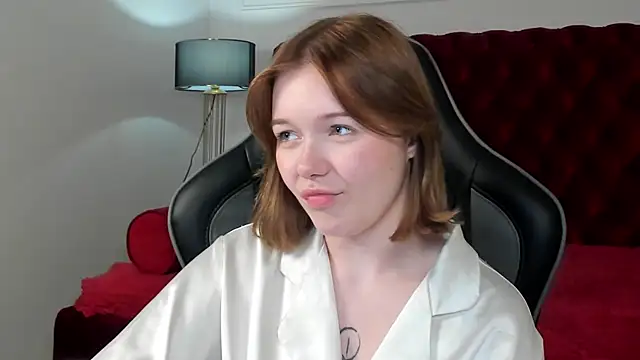 ElinaVale webcam
