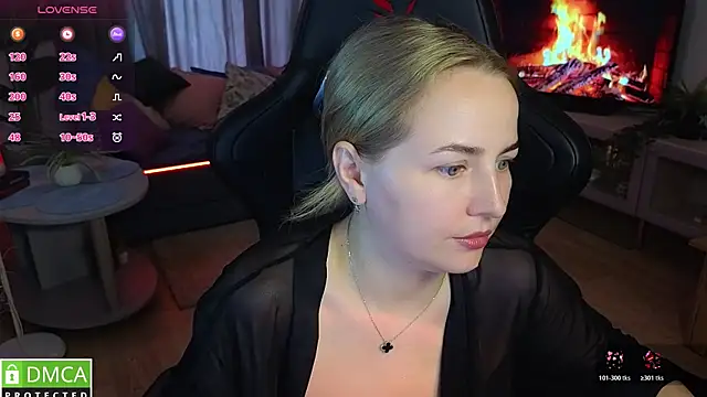 Mira_Mermayd webcam