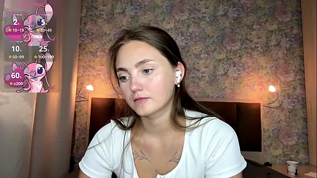 LoraDavi live sex cam