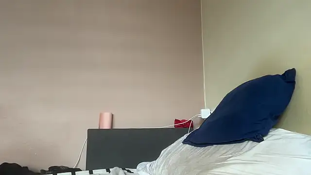 sexybooii6968 live cam on StripChat