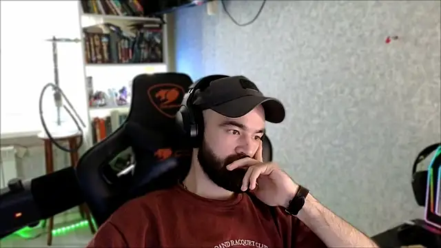 _Serious_Man webcam