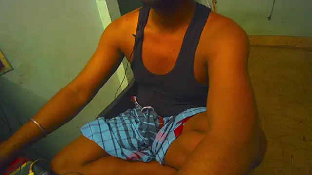 tamil_kdd - Tamil_KDD's free webcam - UK Sex Cams