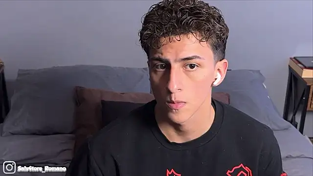 salvatore_romanoo's live cam