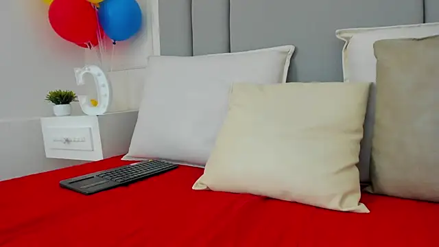 CannelaSmith webcam