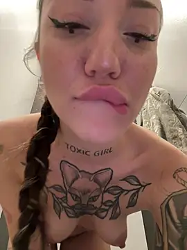 SaintSquirt webcam