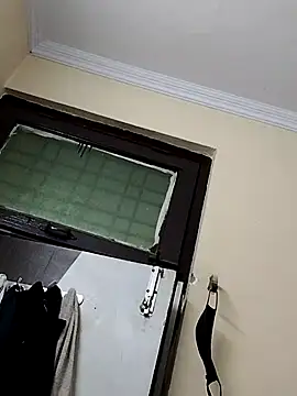 Roji_bha webcam