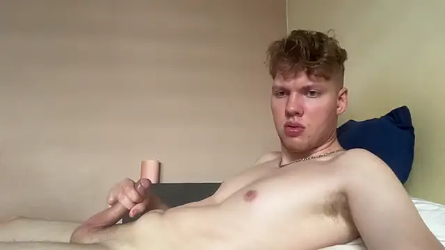 sexybooii6968 webcam