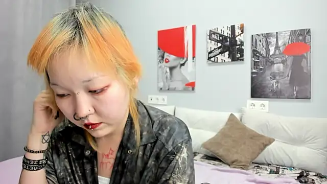 Cute__Kiko webcam