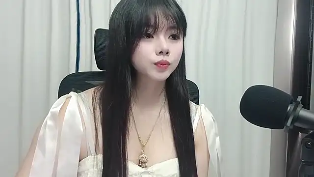 Xiaoxue689 webcam
