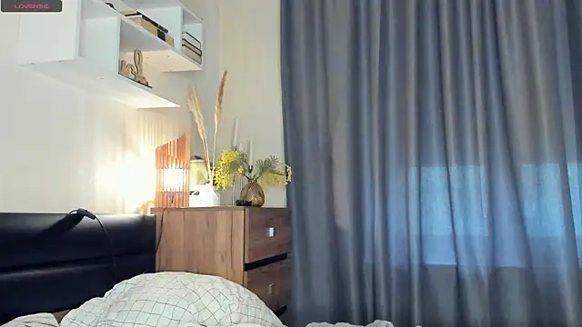 MaryJacksoon webcam