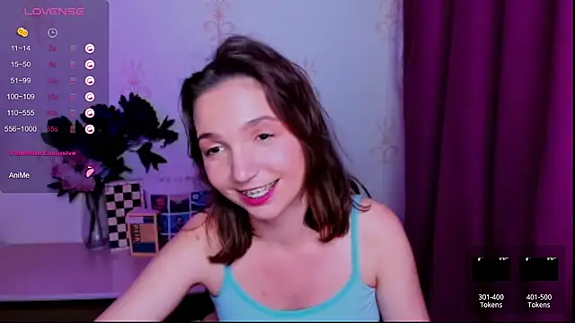 Live sex cam di KindHazelHere_