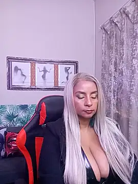 LaReineCleo