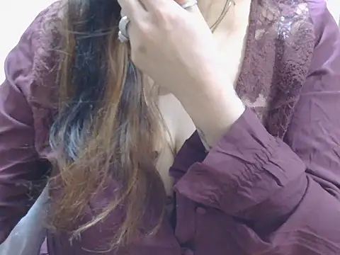 spicy_Zara webcam