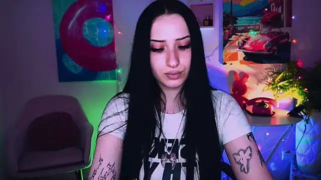 MonicaLowes webcam