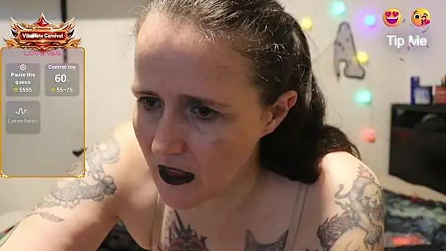 Demonicmiss webcam