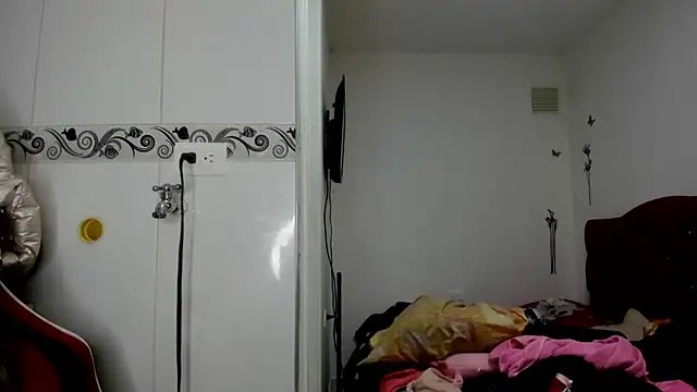 Sweet-Suck69 webcam