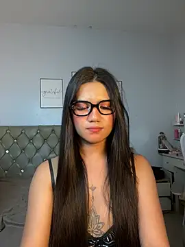 JassmineLove webcam