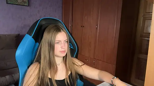 SilkSinner_ webcam
