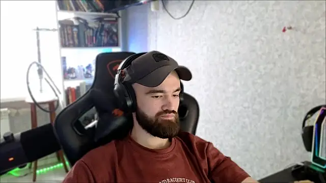 _Serious_Man webcam