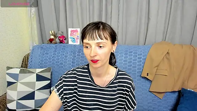 TayanaJons webcam