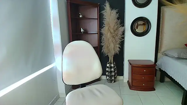 sheryl_jones webcam